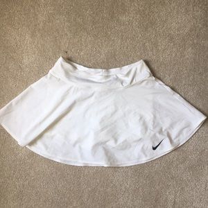 Nike Women’s White Tennis Skirt